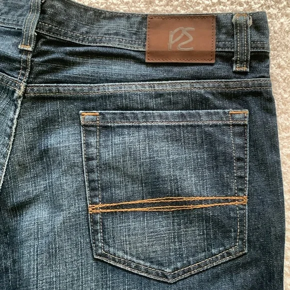 Perry Ellis jeans. 36x30 - Picture 7 of 8